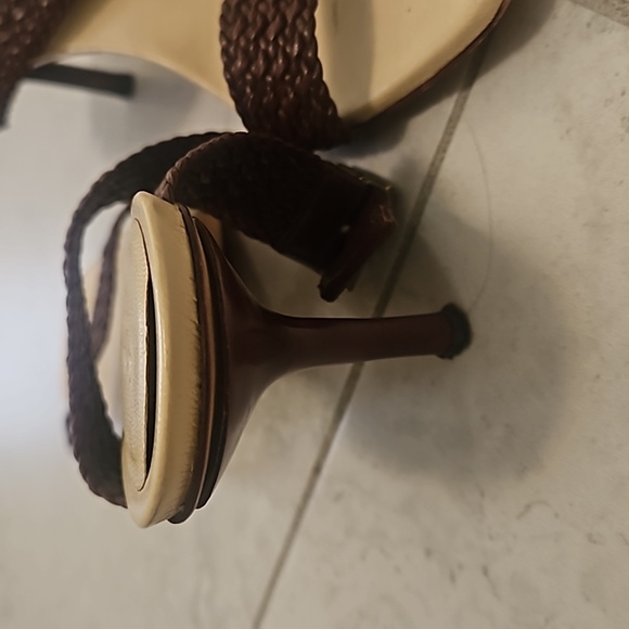 Gucci shoes - Picture 6 of 7